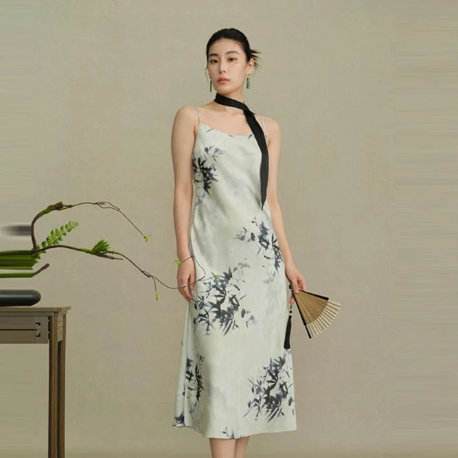 独束微胖MM大码女装新中式古典简约显瘦时尚印花吊带裙23DS83311