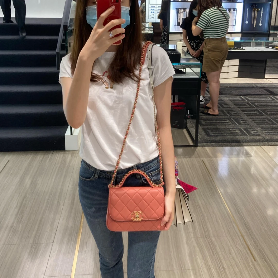 99新 Chanel/香奈儿 3705|香奈儿19bag粉色邮差小号哦