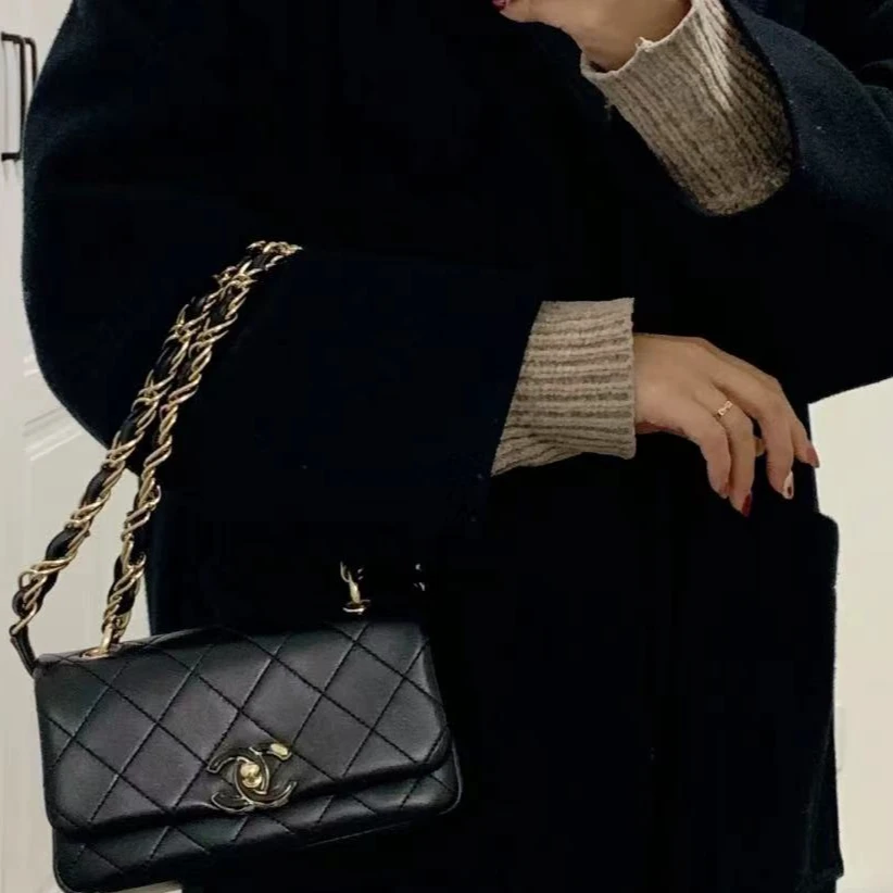 99新 Chanel/香奈儿 7389 黑色珐琅扣大迷你斜跨包