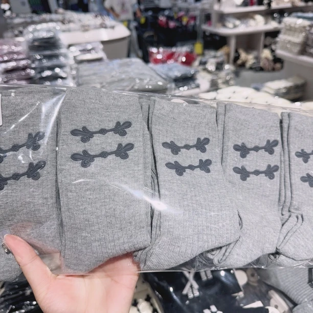 2024潮牌袜子女袜男袜