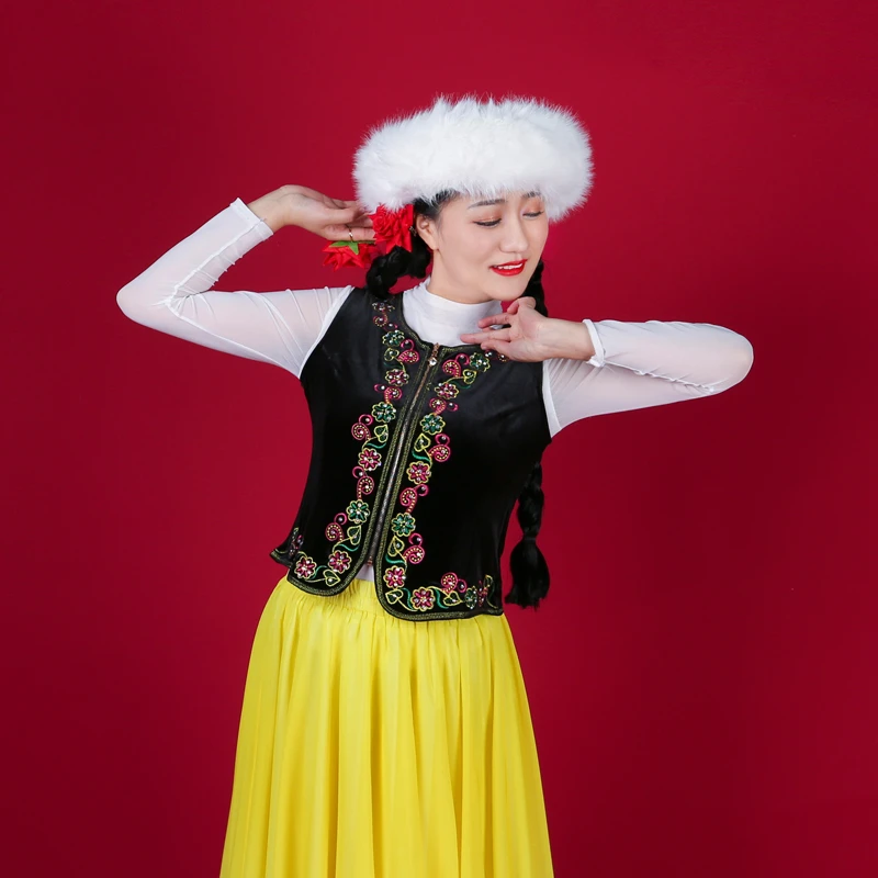 新疆舞蹈服金丝绒重工刺绣烫钻小花定位花对花新疆舞蹈服短马甲