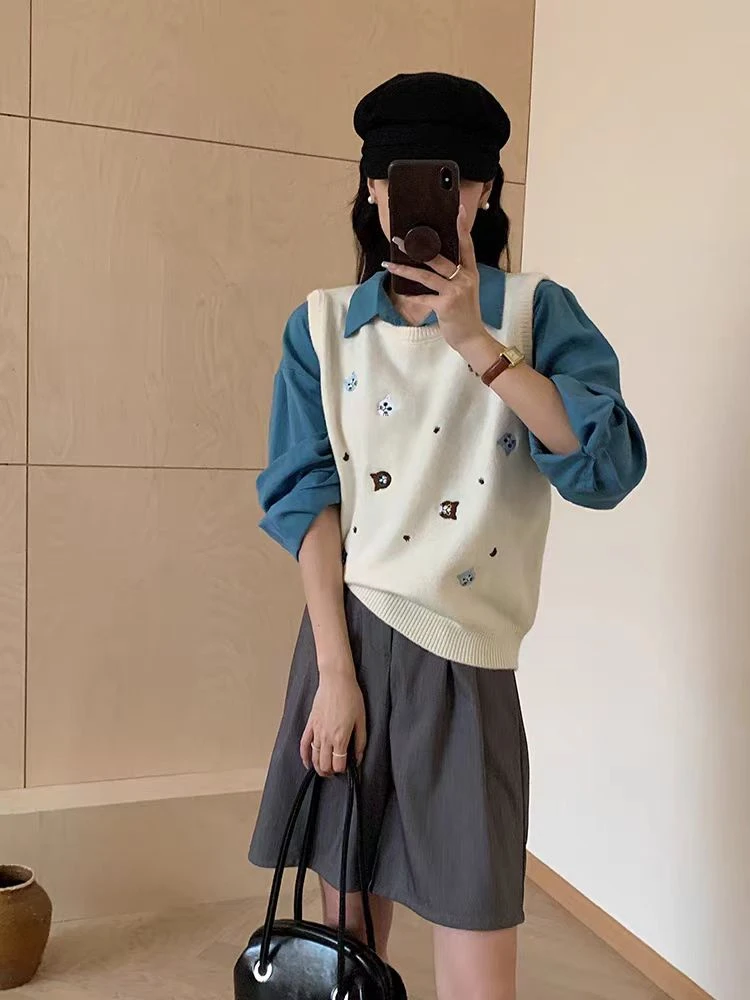 日系可爱小猫咪刺绣针织马甲女秋季新款坎肩软糯宽松叠穿背心上衣