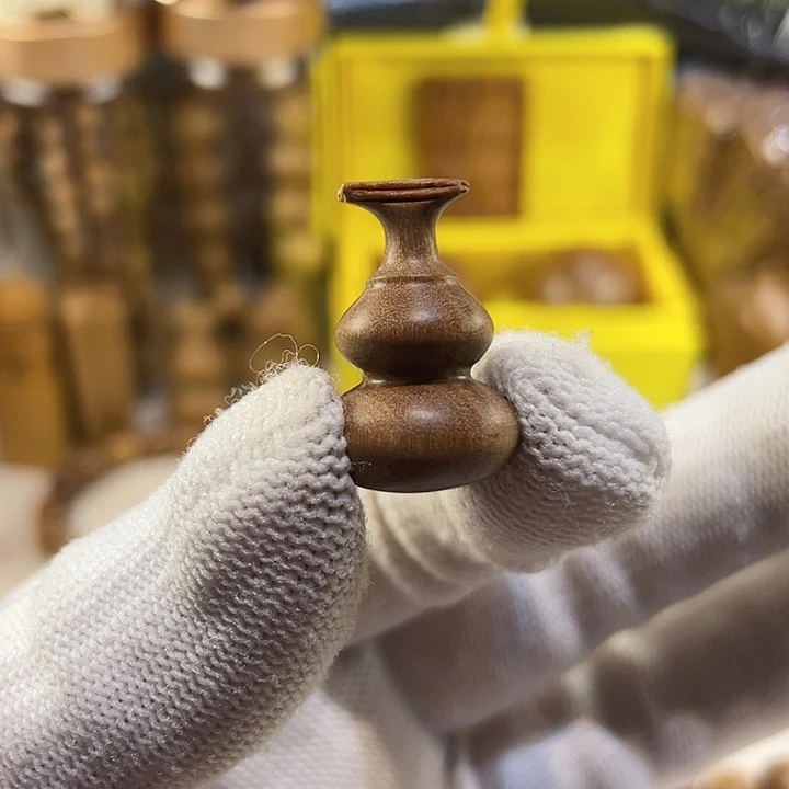 檀香木吊坠老山檀香葫芦吊坠精工