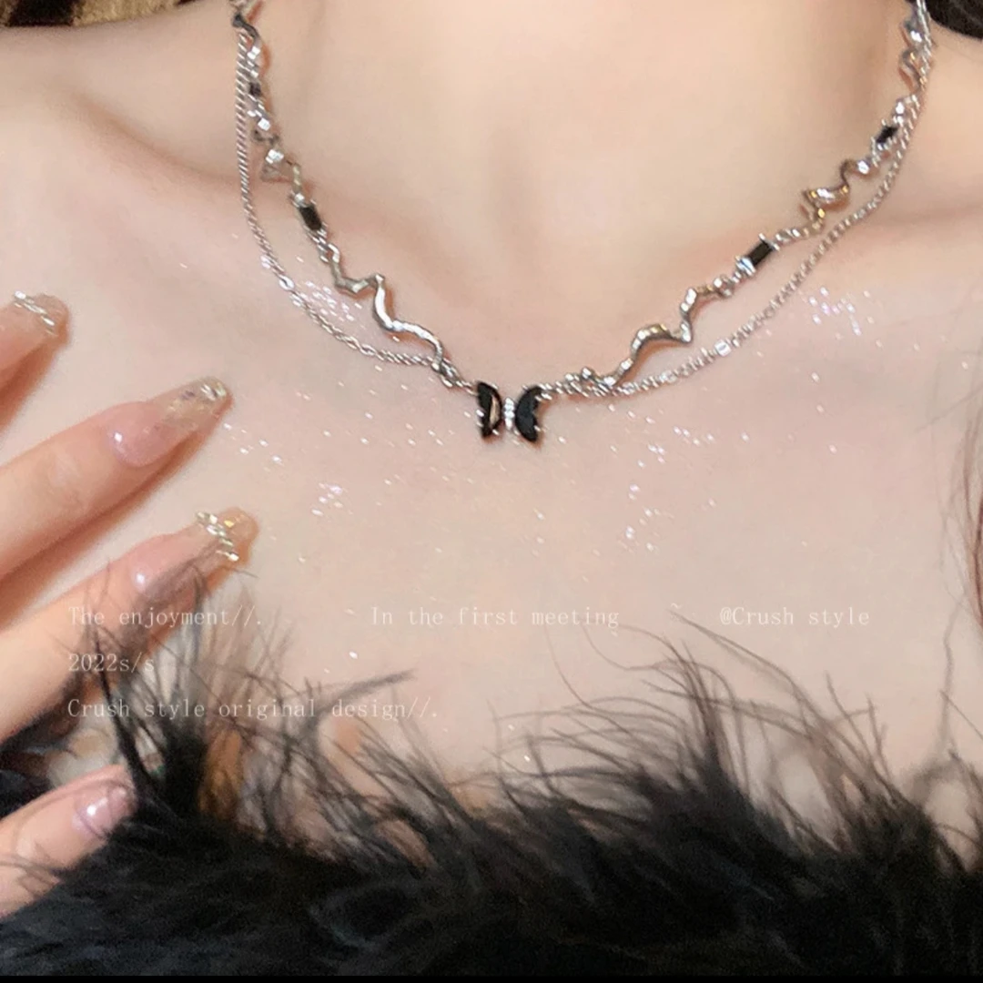 铜合金项链 波浪纹蝴蝶项链女ins甜酷辣妹锁骨链小众设计轻奢颈链