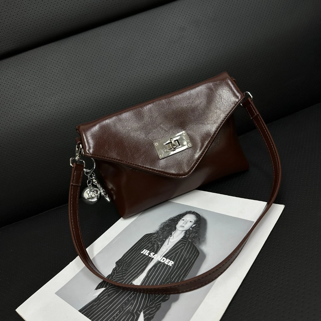 2024新款时尚女包腋下女包潮流女包复古休闲韩版女包  6011