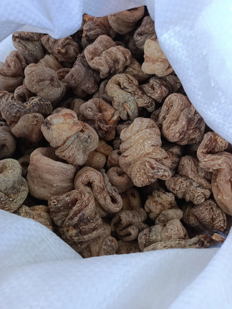 云南土特产…悬崖天麻