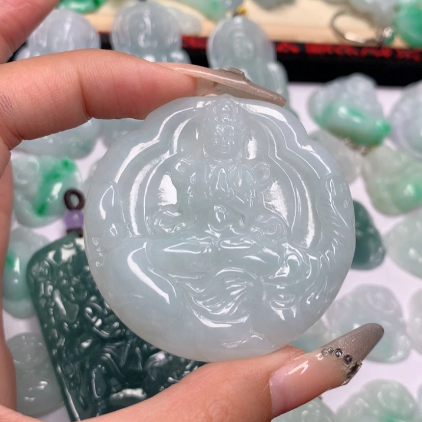 【闪购商品】翡翠颈饰未镶嵌普贤菩萨吊坠