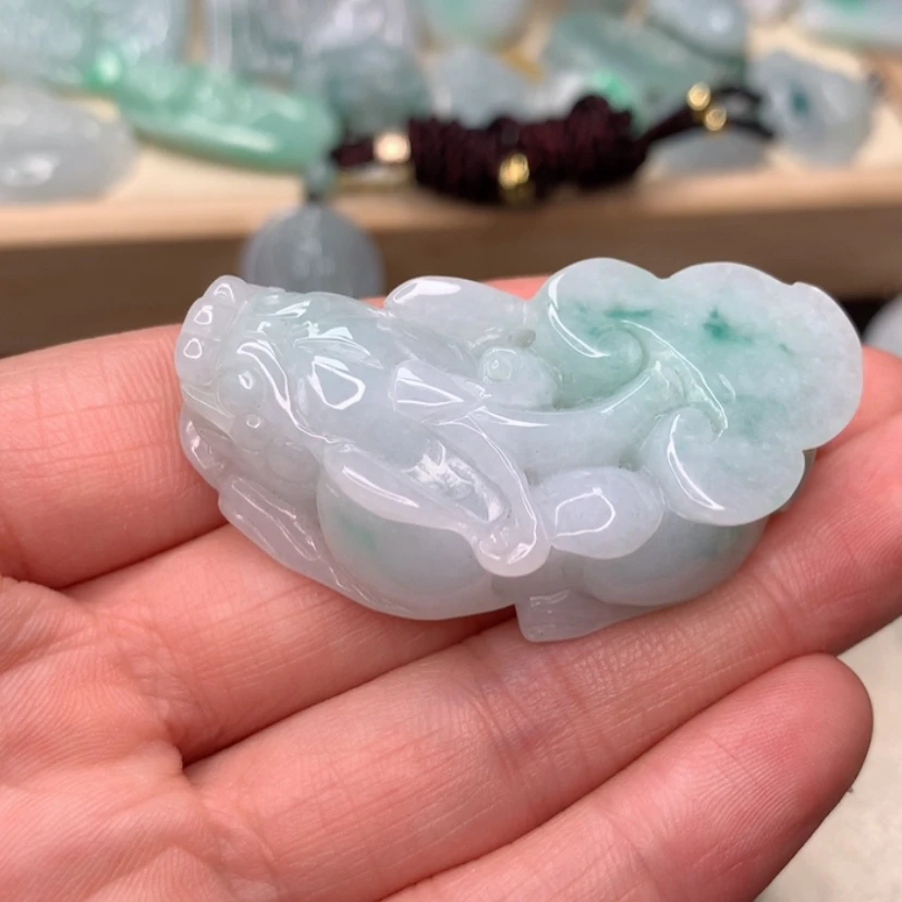 【闪购商品】翡翠颈饰未镶嵌貔貅