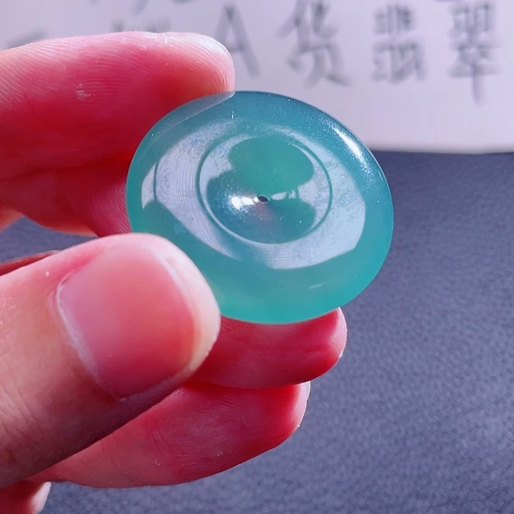 翡翠颈饰未镶嵌9999999999