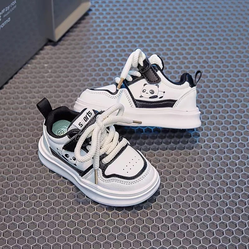 鞋子男童春秋新款皮面百搭小板鞋软底舒适男女同款户外防滑跑步鞋