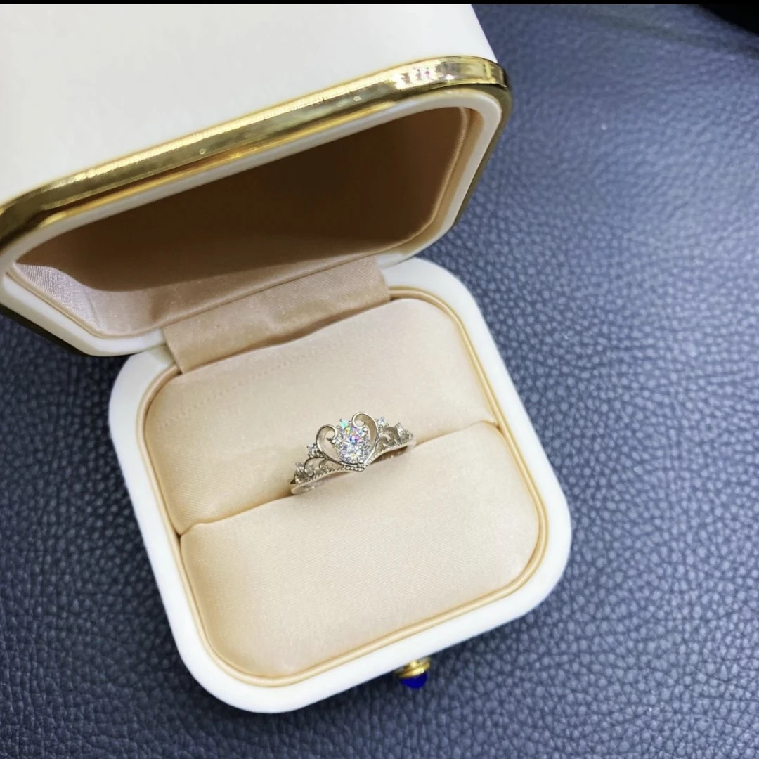 925银莫桑石银制品 （甜美公主）中古轻奢气质时尚镶嵌女士奢华