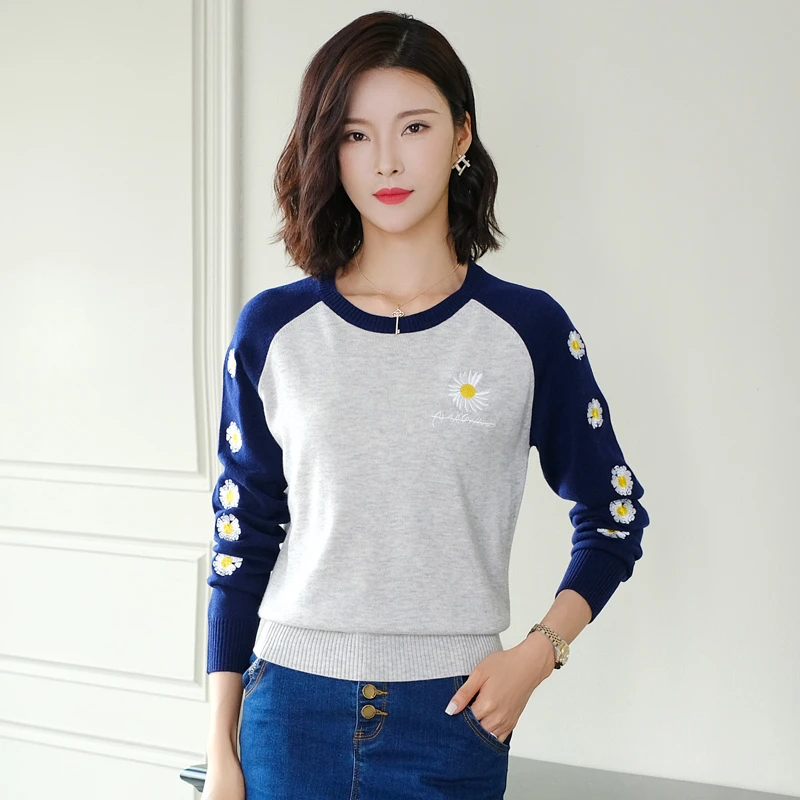 圆领打底衫女春秋针织衫2023新款洋气内搭羊毛短款套头时尚毛衣