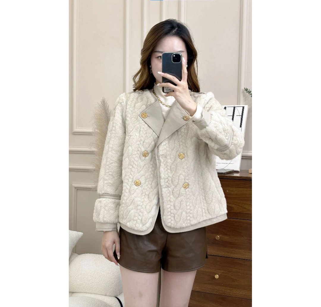 LQR#新9018奶茶灰色轻奢小香风气质冬季宽松皮毛一体韩版时尚外套