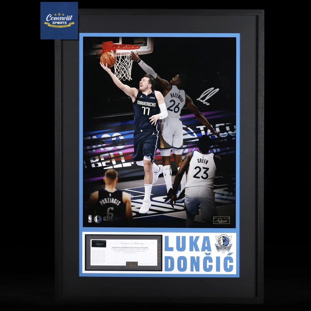 东契奇亲签20寸海报照片装裱版