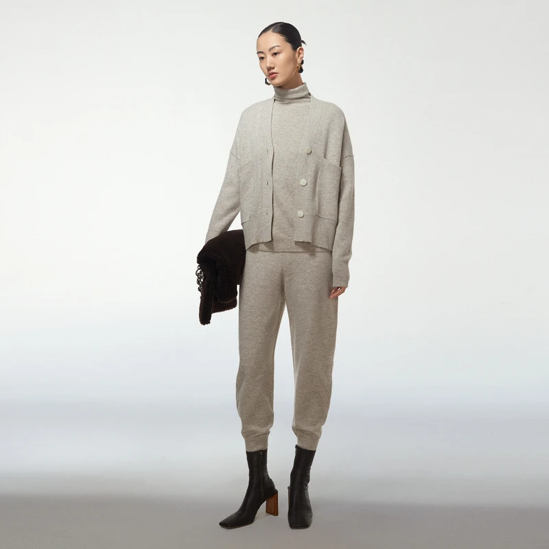 【米儿精选】ZHUCHONGYUN冬居家花杏色V领羊毛羊绒弹性保暖毛针织衫