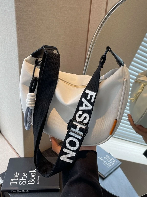 斜挎包女包洋气单肩包包2024新款潮ins气质休闲包包时尚尼龙个性