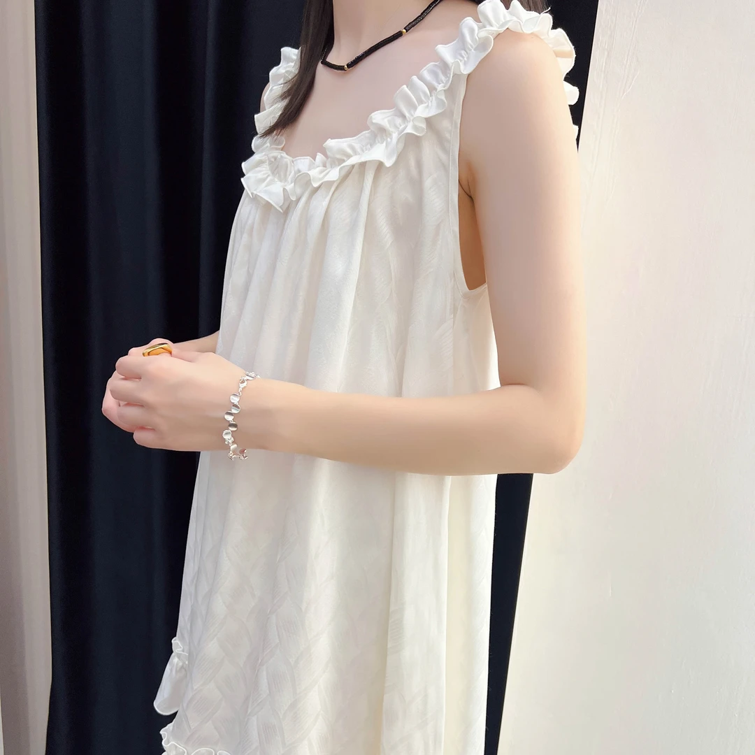 100%天丝/艺术提花水波纹 初恋白桔梗木耳边夏季吊带睡裙白色