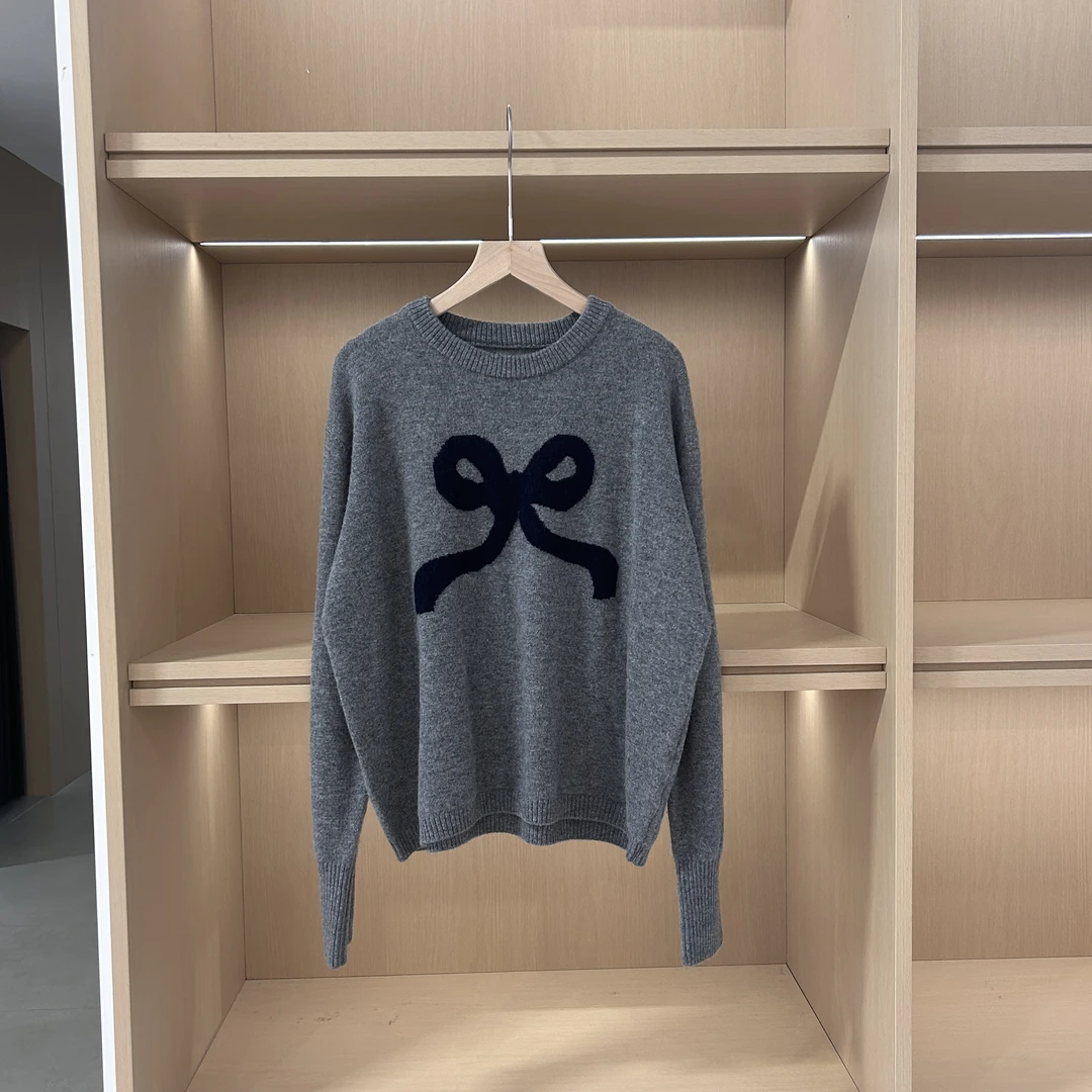 冬季新款蝴蝶结针织上衣不可机洗（衣长56胸围118 140斤内）