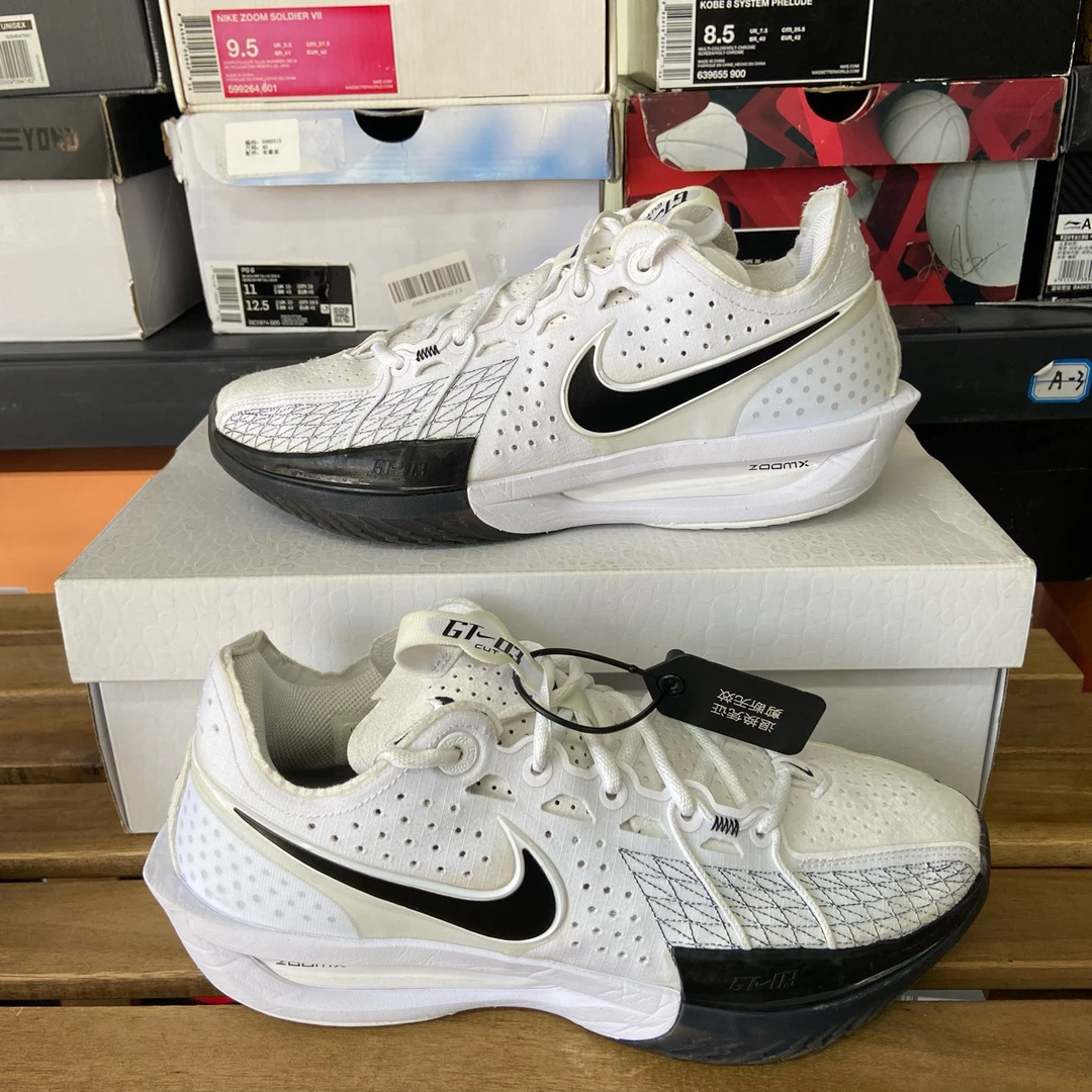 42码 95新 无原盒 nike gt3 cut3 gt cut 3 黑白 熊猫 10504098
