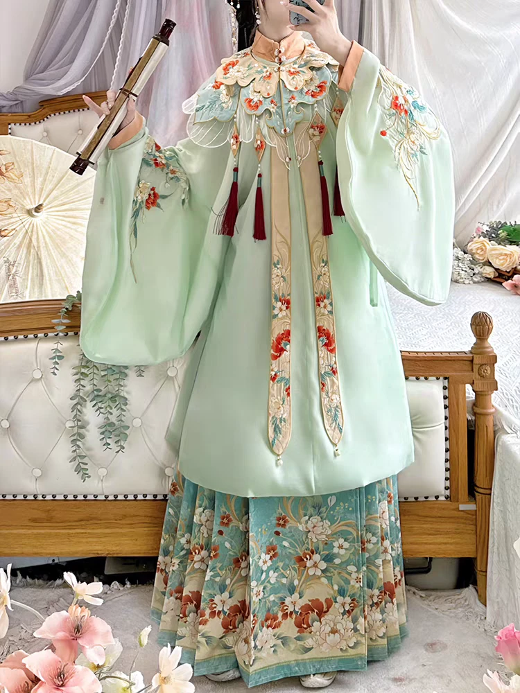 繁花曲明制汉服女2024新款春重工刺绣云肩琵琶袖马面裙套装仙气