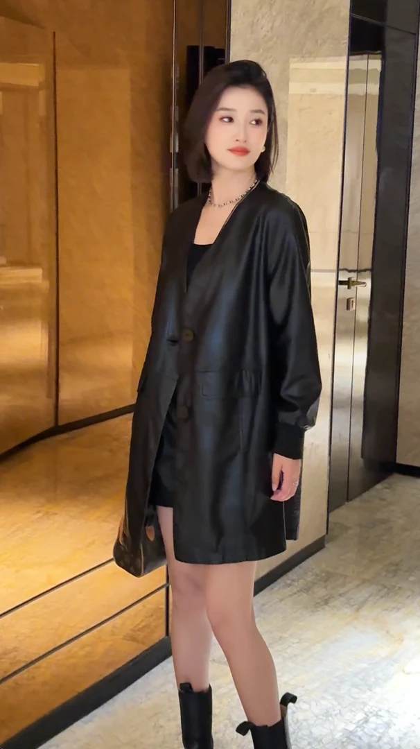 陈小木私服   显瘦 百搭时尚气质皮衣女外套  211【反季】