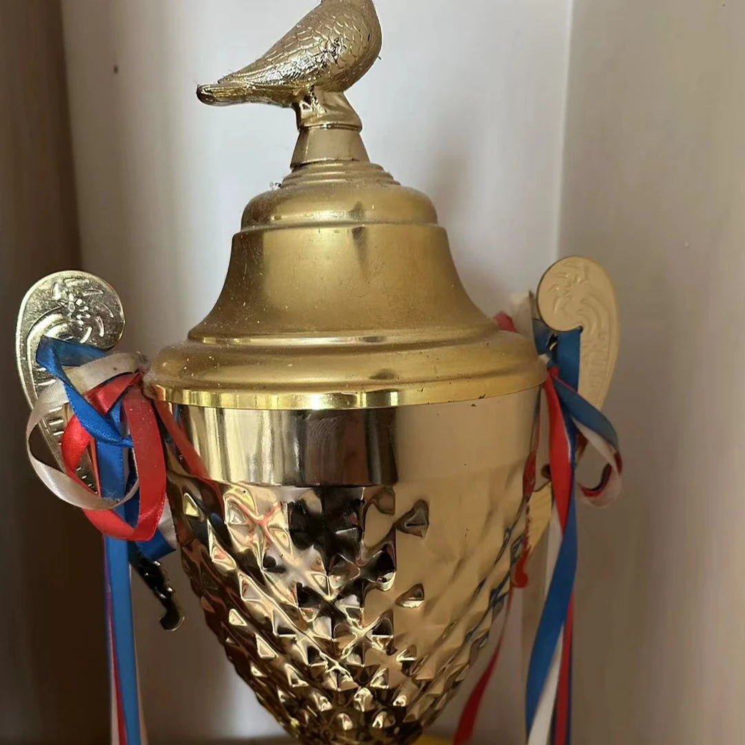 赛鸽精致入赏奖杯2