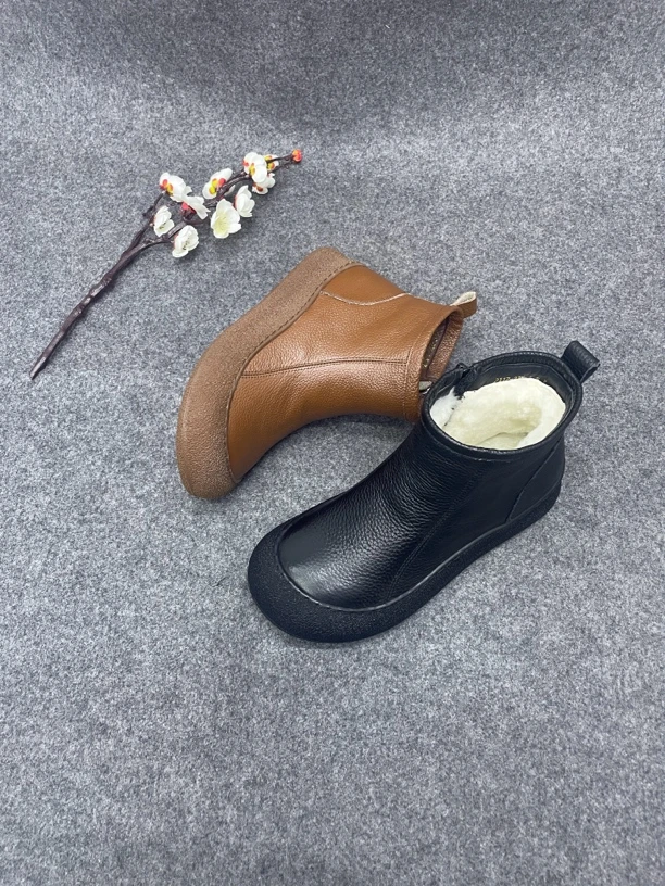 冬季新款牛皮羊毛短靴舒适休闲百搭复古防滑软底防滑软底短靴