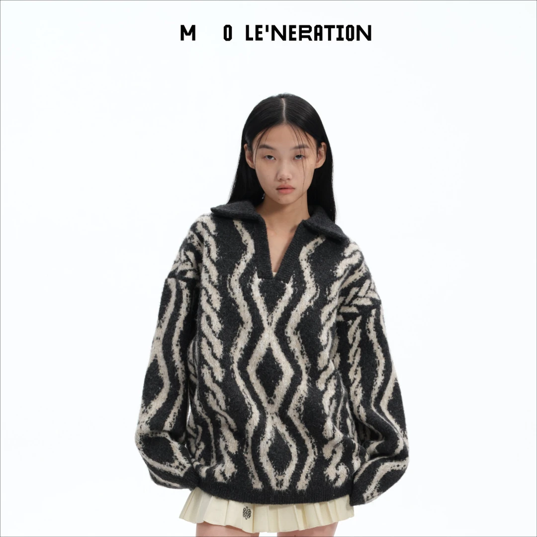 MOLE´NERATION奶霜白深黑花灰提花V领套头衫
