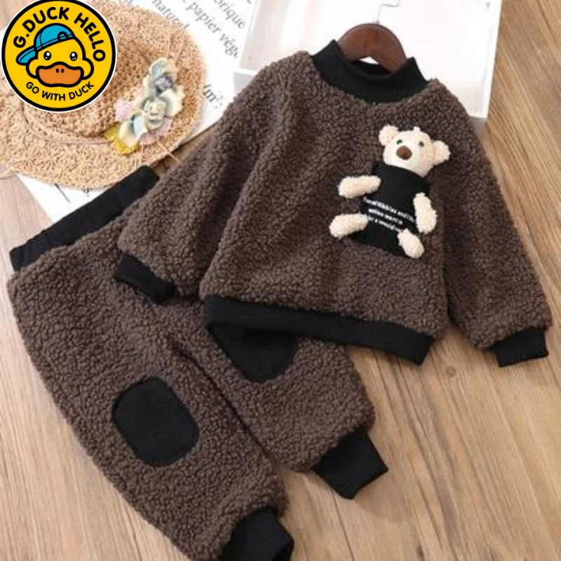 小黄鸭女童网红套装2024年秋冬季1岁宝宝洋气儿童加绒卫衣3时髦两