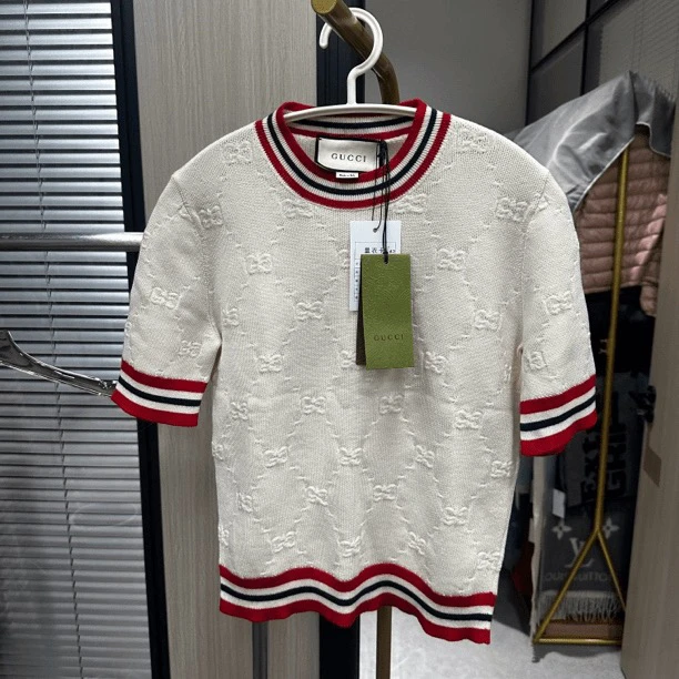 99新 GUCCI/古驰 白红gg满印针织短袖/xs码