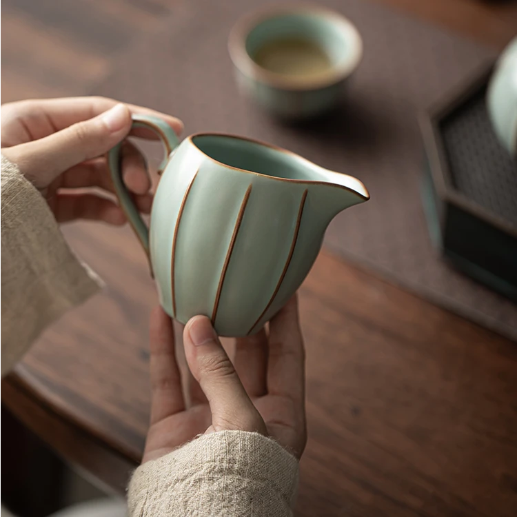 古道源汝窑公道杯特色瓜棱主人公道杯功夫茶具陶瓷家用分茶器陶瓷