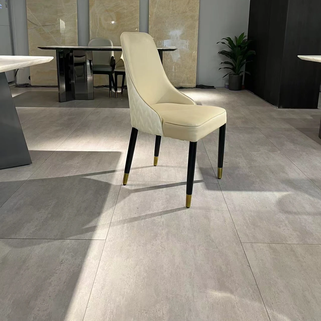 叶子椅实木休闲舒适风简欧意式简约现代奶油大小户型家庭餐桌组合