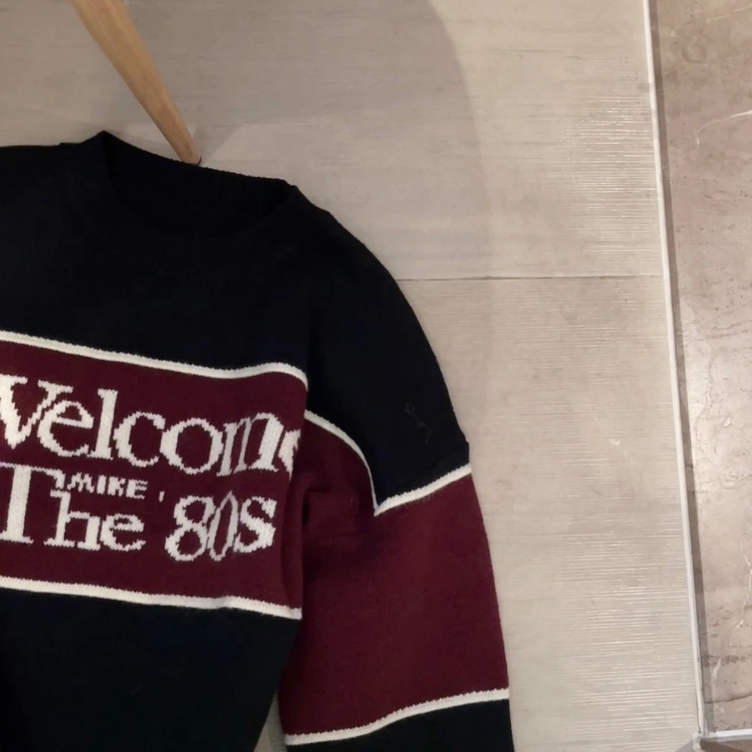 字母提花套头圆领毛衣   3236K   y