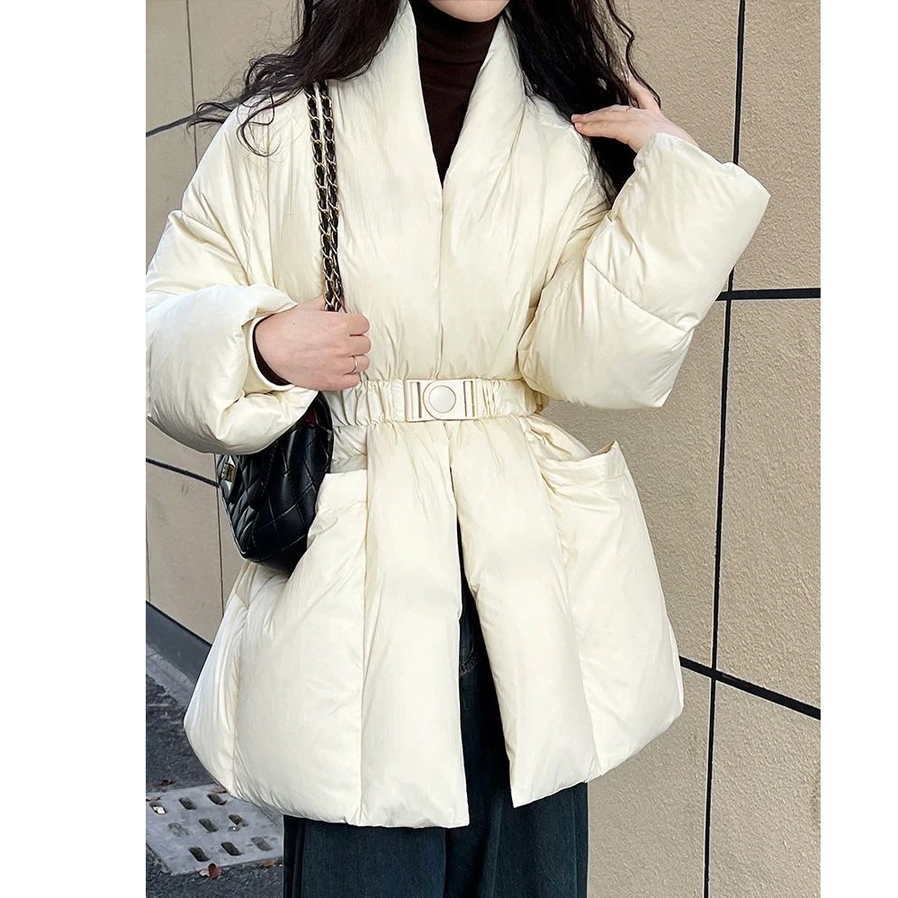 2024秋冬爆款女中长款时尚V领腰带小众羽绒服加厚保暖气质外套
