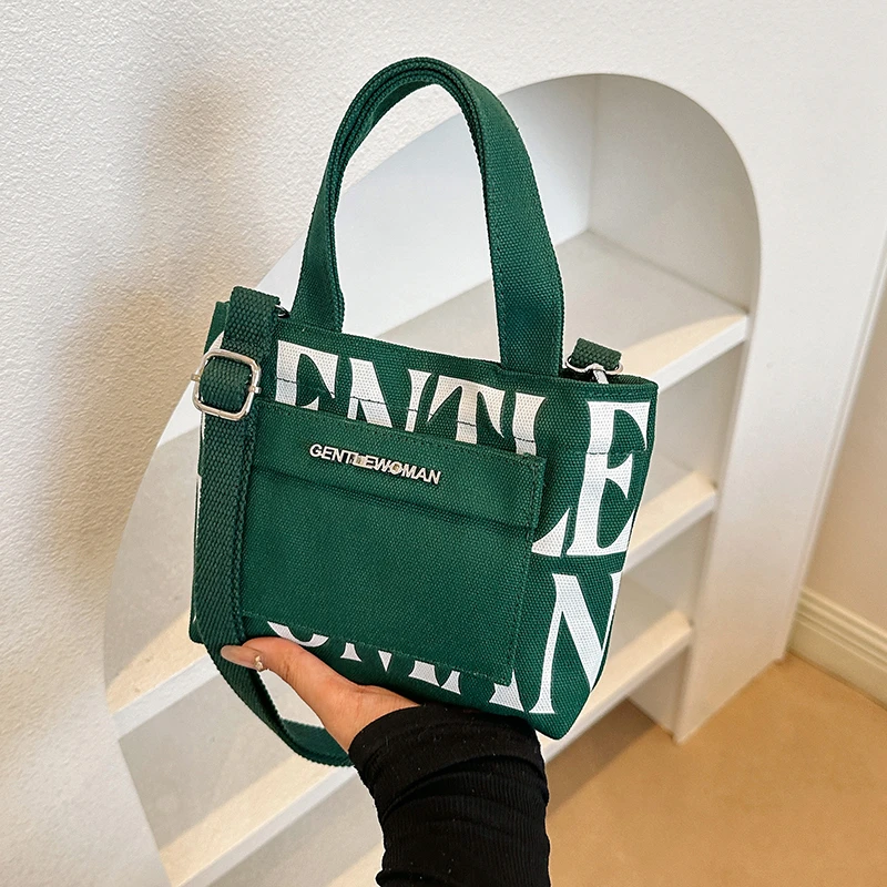 休闲字母帆布包百搭斜挎小包包2024新款休闲小众设计感学生托特包