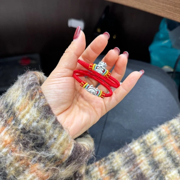 足银手链 手工编织龙年开运红绳