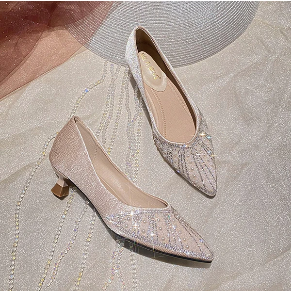 4.5cm单鞋女珍珠水钻细跟百搭尖头女鞋软底气质温柔中跟仙女瓢鞋