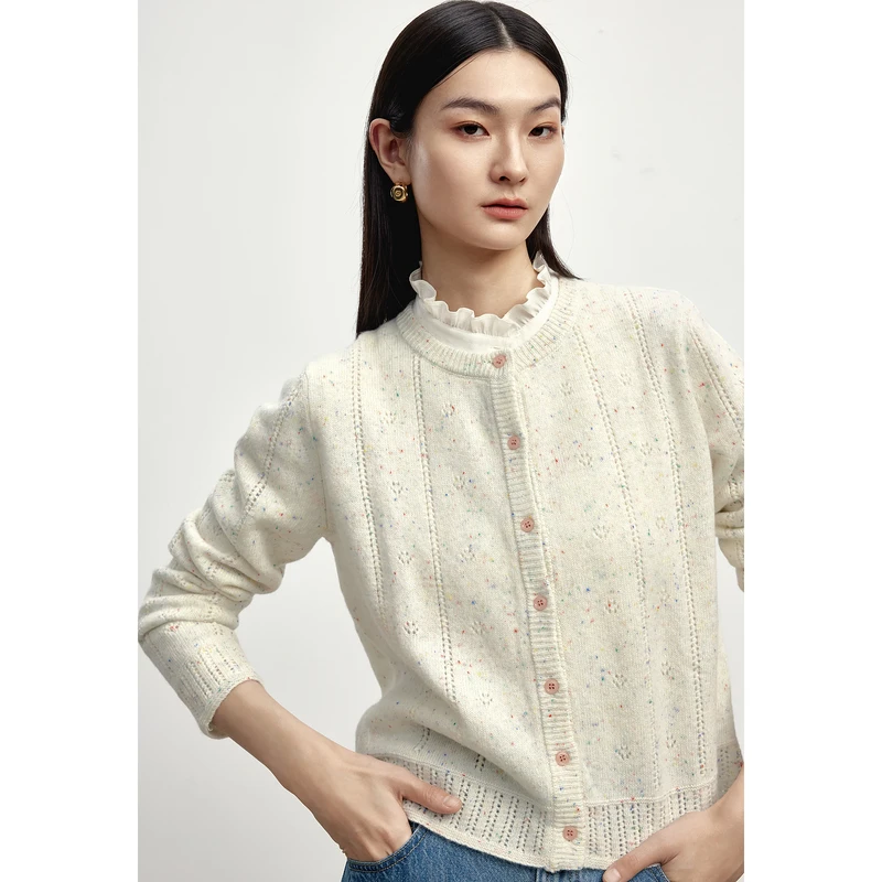 伊芙丽镂空小花圆领花纱针织开衫全羊毛2024秋冬时尚女1F9935031