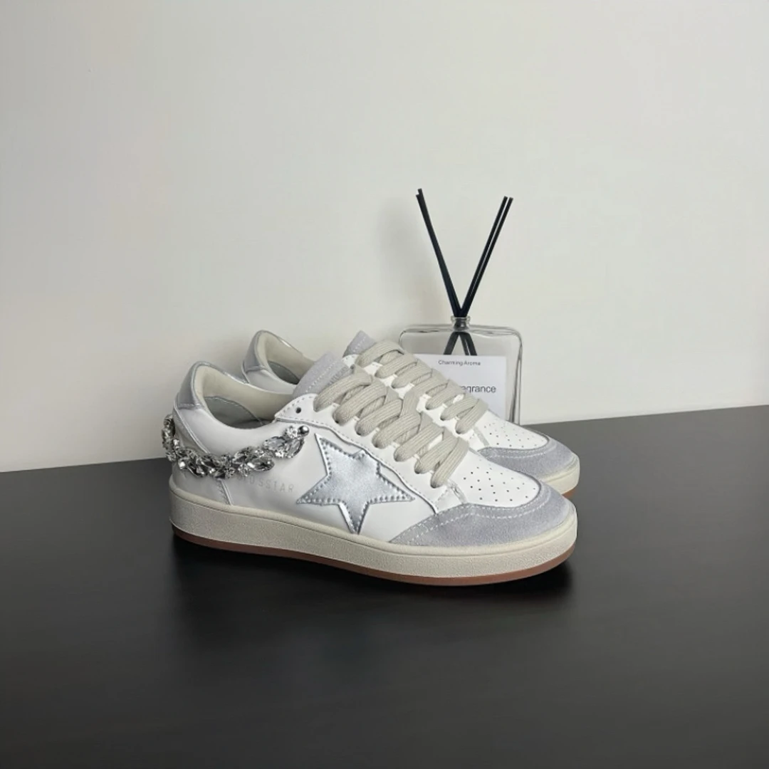 2024秋季韩版新款时尚百搭水钻星星脏脏鞋流行复古潮流女鞋子
