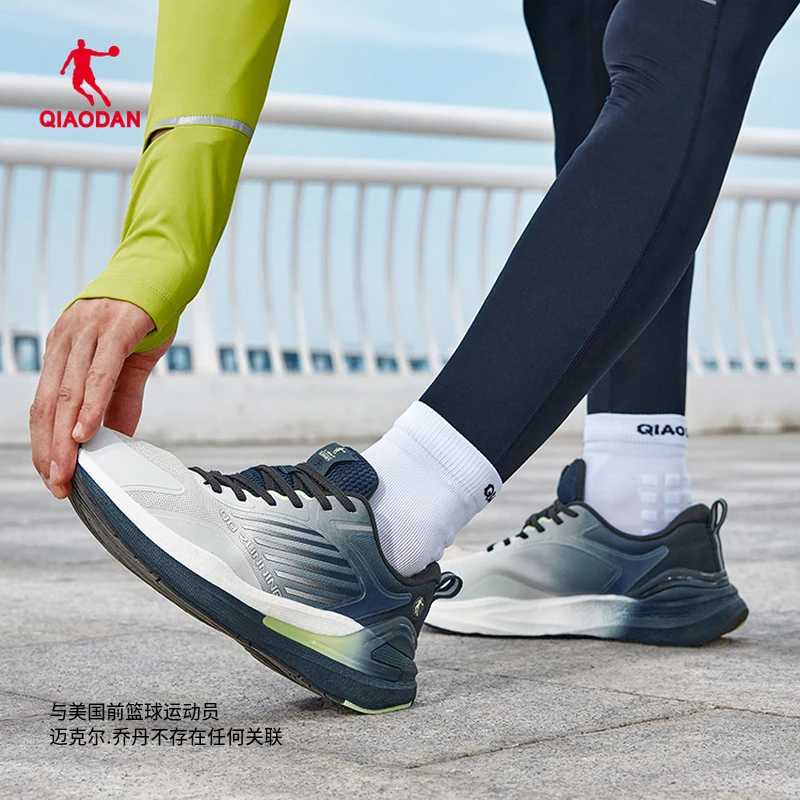 【无境5SE】乔丹跑步鞋2025秋运动巭TURBO-回弹男跑鞋BM13240210