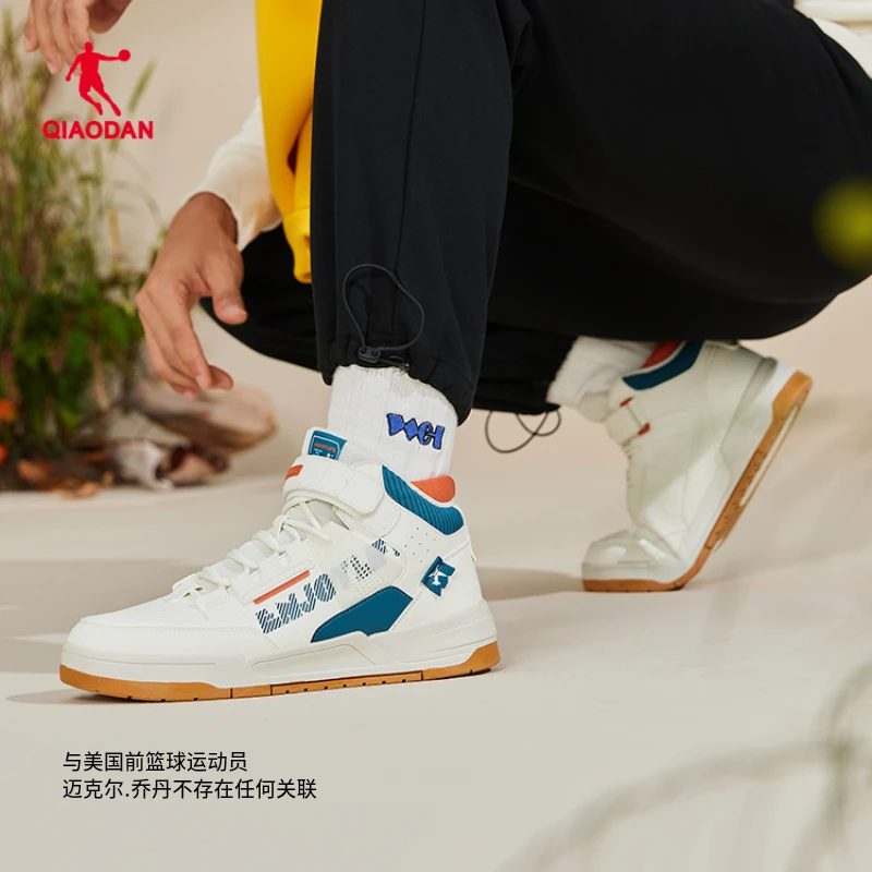 中国乔丹高帮板鞋男春季撞色革面防滑休闲运动鞋GM43220503