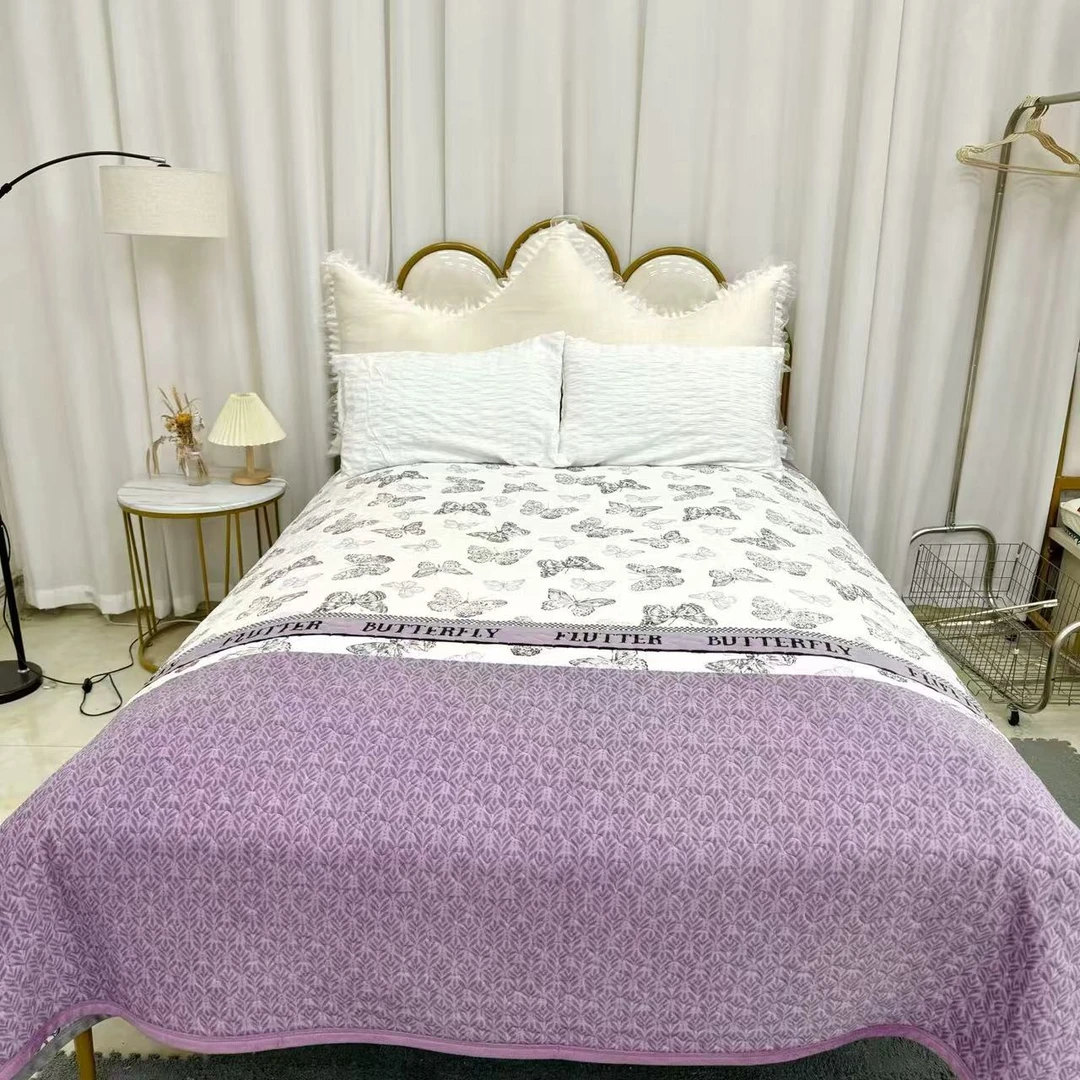 【紫色蝴蝶】绗缝牛奶绒床盖 约2*2.3冬季夹棉三层床单炕铺盖