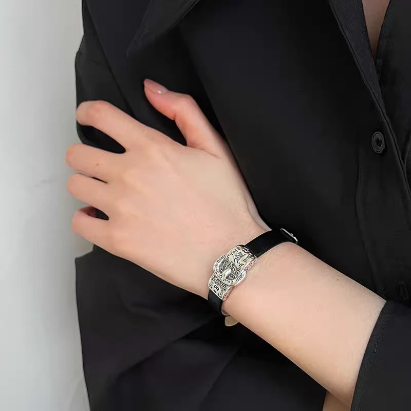 925银银制品 【爱喜达】925银 黑皮带涂鸦气质手链（男女同款）