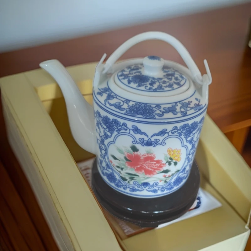 景德镇陶瓷青花牡丹大茶壶196