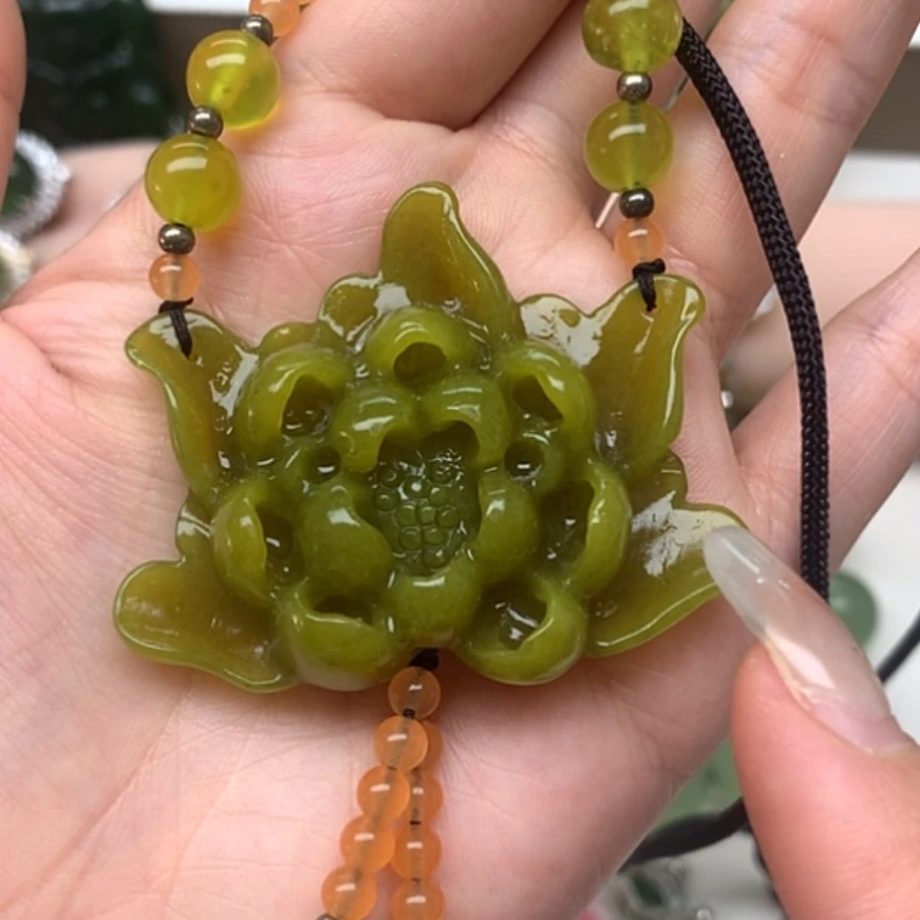 【闪购商品】蛇纹石玉吊坠未镶嵌