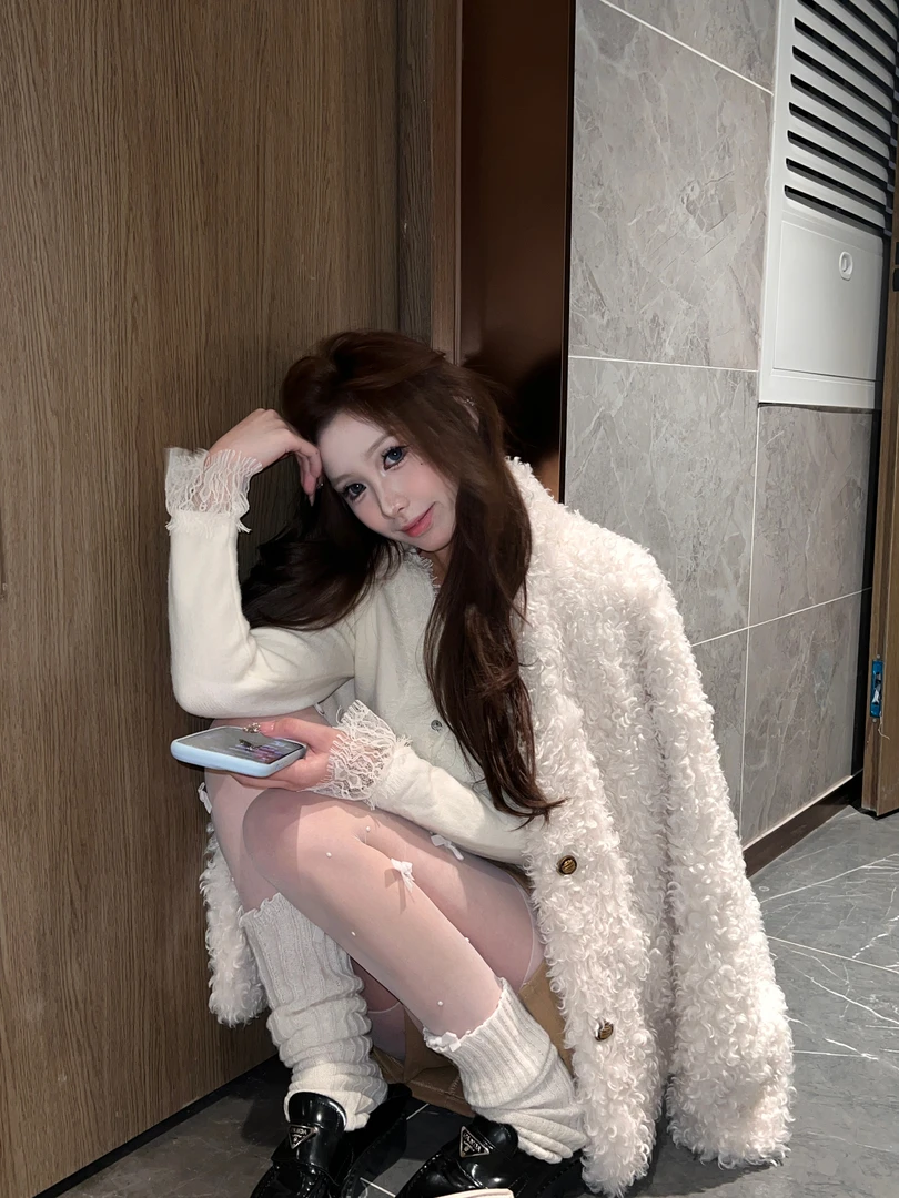 2024冬季名媛千金时尚气质保暖宽松显瘦泰迪毛皮毛一体毛毛外套