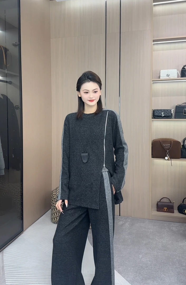 【允儿严选】时尚气质加绒设计感开叉撞色套装设计款