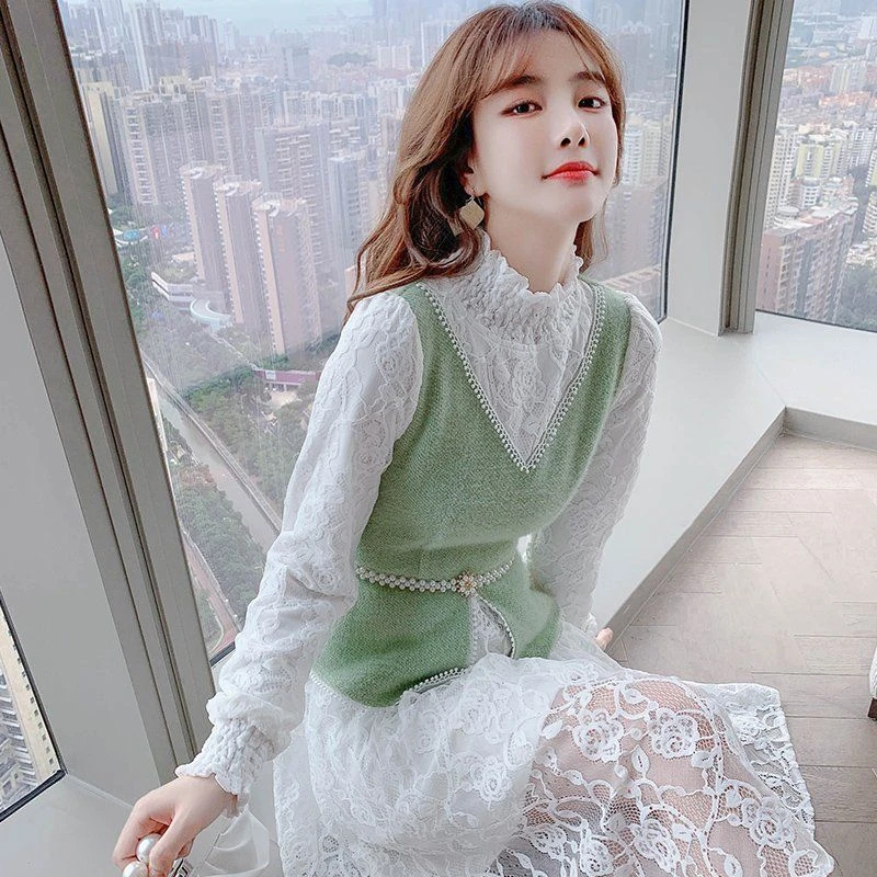 法式气质收腰显瘦蕾丝拼接假两件连衣裙2023年冬季新款内搭打底裙