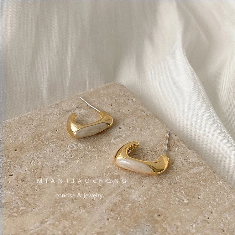 铜合金耳饰 复古金属耳钉高级感几何简约个性法式百搭耳饰轻奢ins
