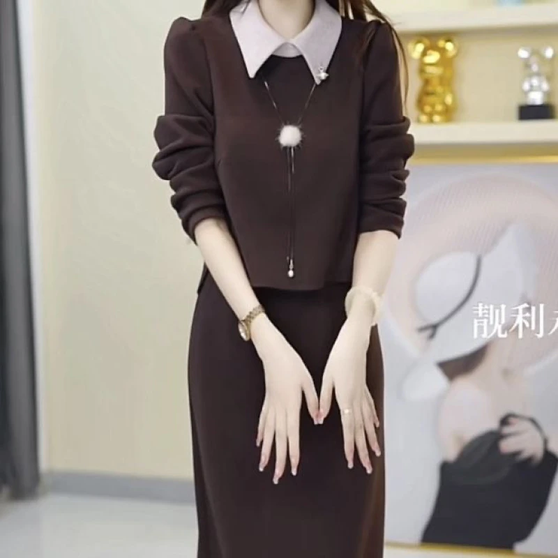 高档雪尔绒假两件连衣裙2024冬季新款洋气修身加厚中长款拼接裙子